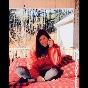 Meet your Posher, Catherine